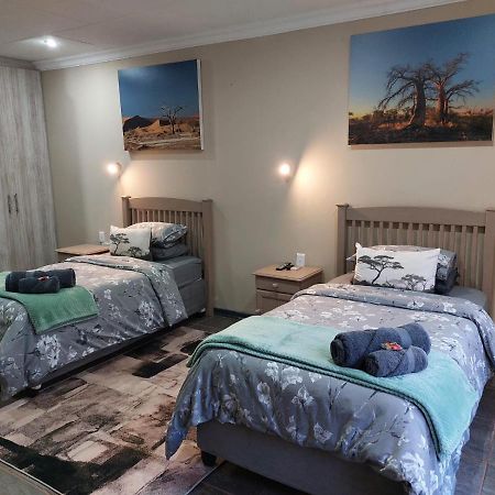 Wisteria Lane Guesthouse Postmasburg 외부 사진