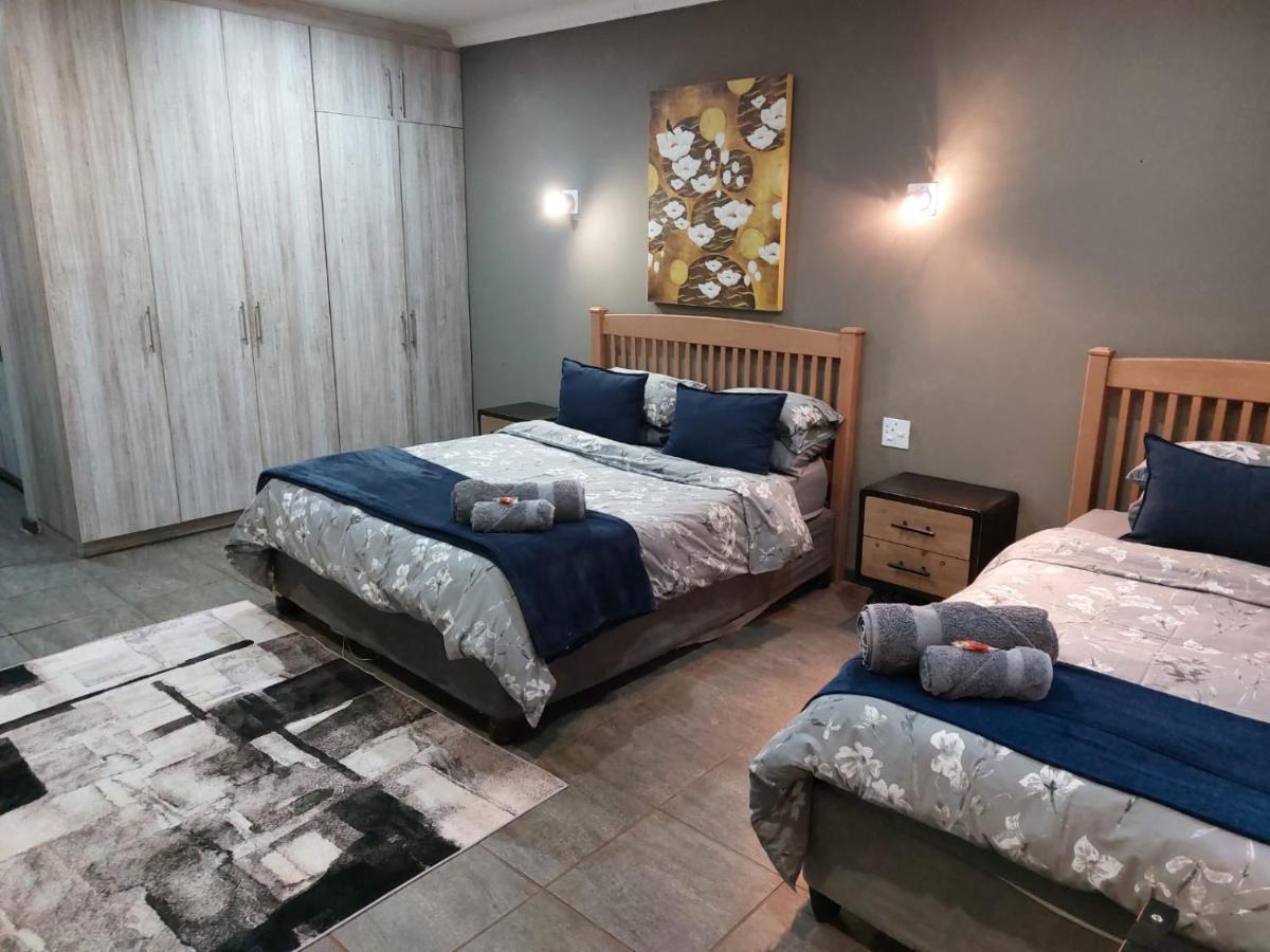 Wisteria Lane Guesthouse Postmasburg 외부 사진