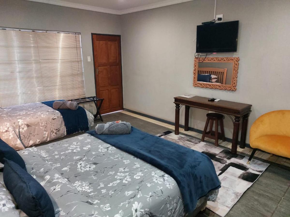 Wisteria Lane Guesthouse Postmasburg 외부 사진