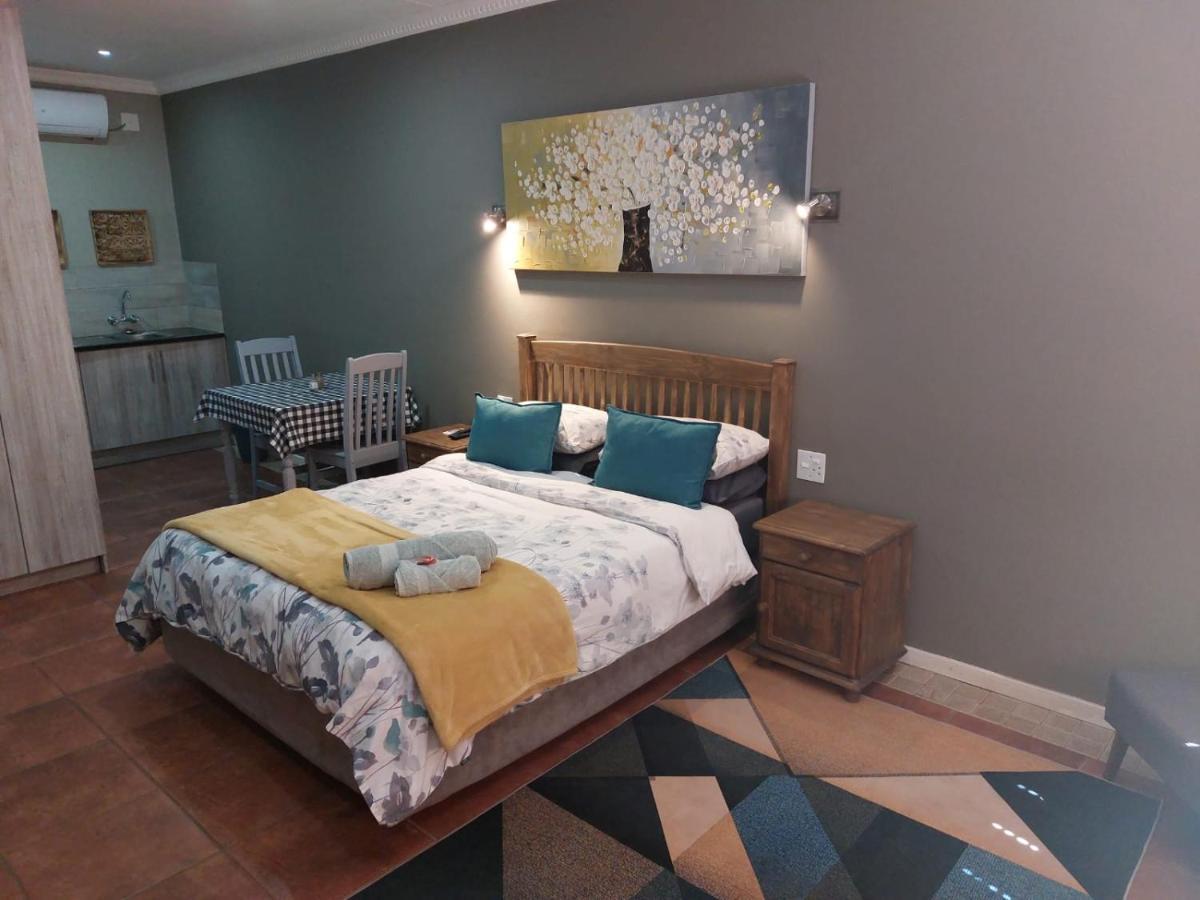 Wisteria Lane Guesthouse Postmasburg 외부 사진