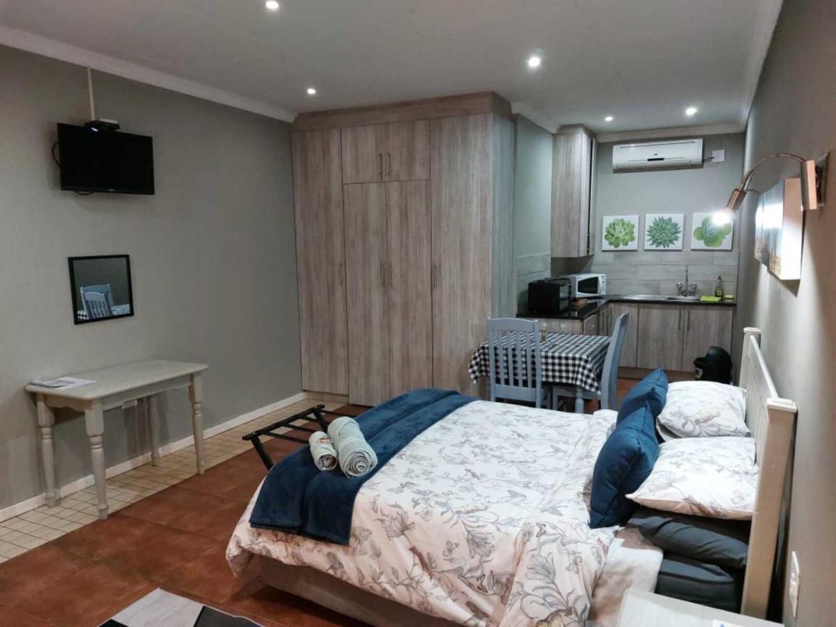 Wisteria Lane Guesthouse Postmasburg 외부 사진