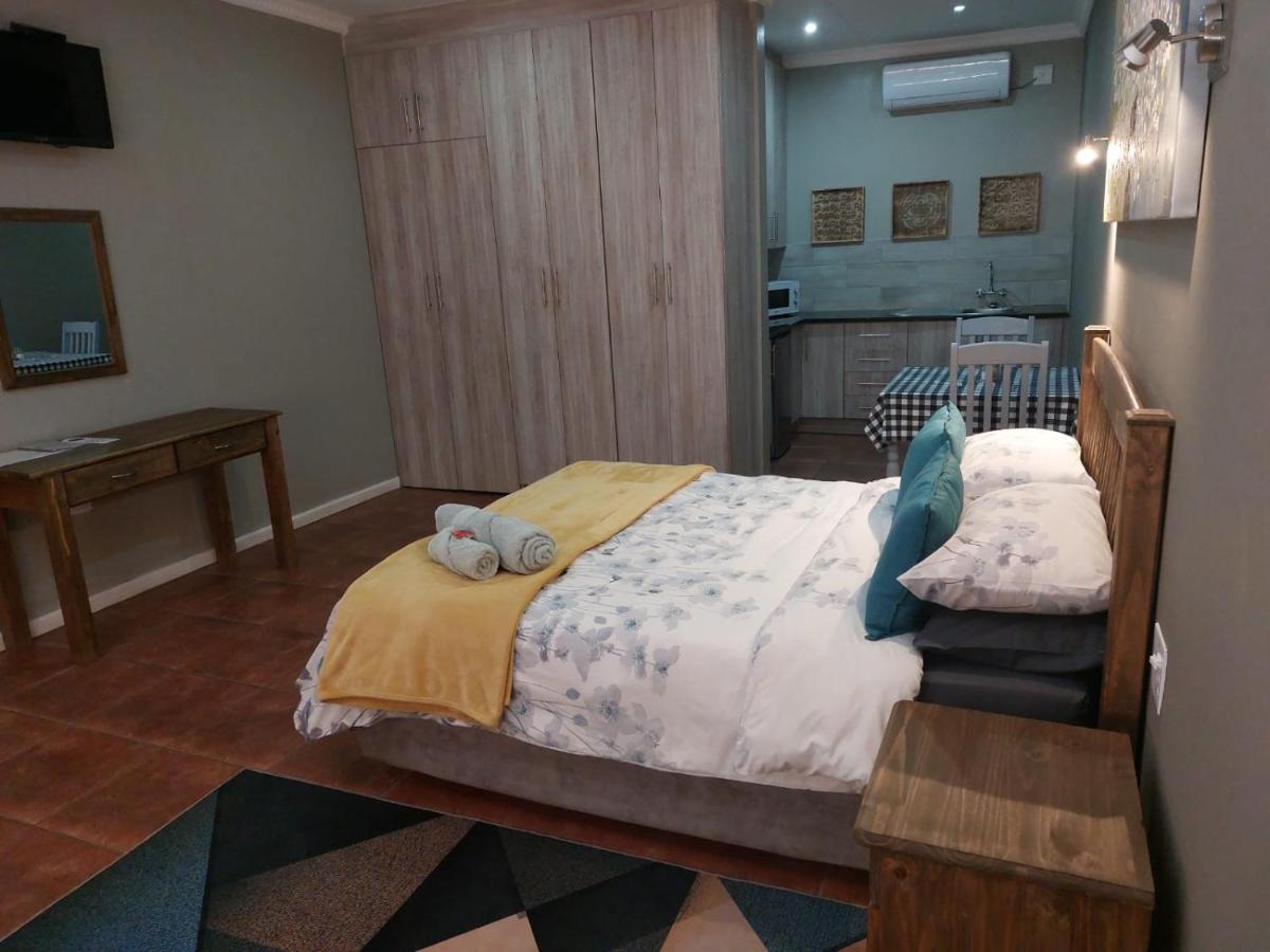 Wisteria Lane Guesthouse Postmasburg 외부 사진